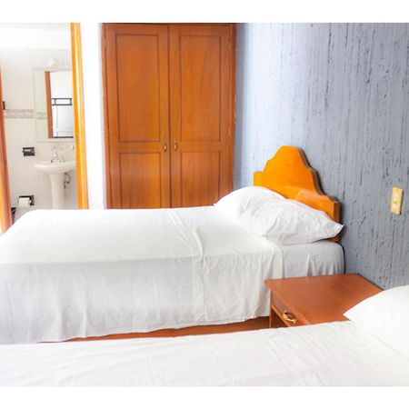 Oyo Hotel San Felipe Inn Oaxaca المظهر الخارجي الصورة